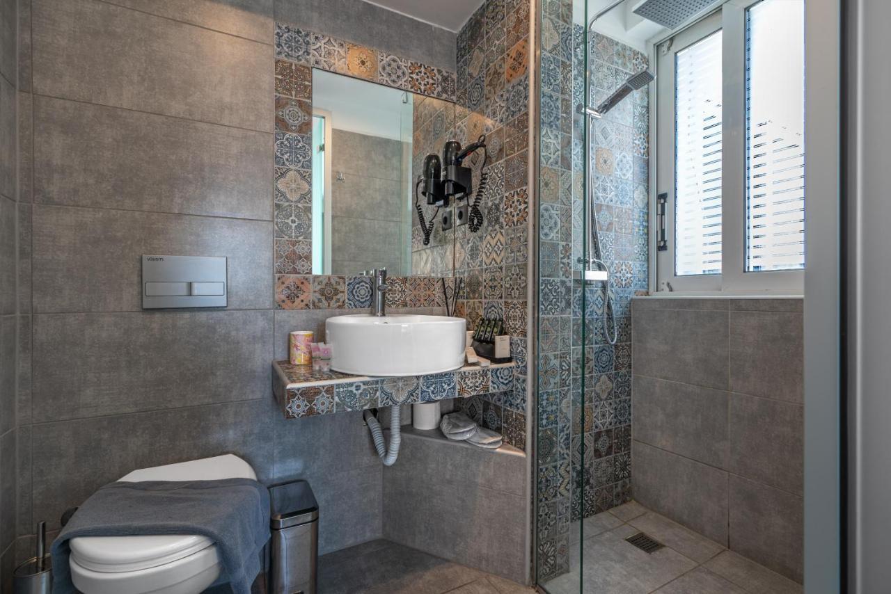 Aeolos Luxury Suites Atenas Exterior foto