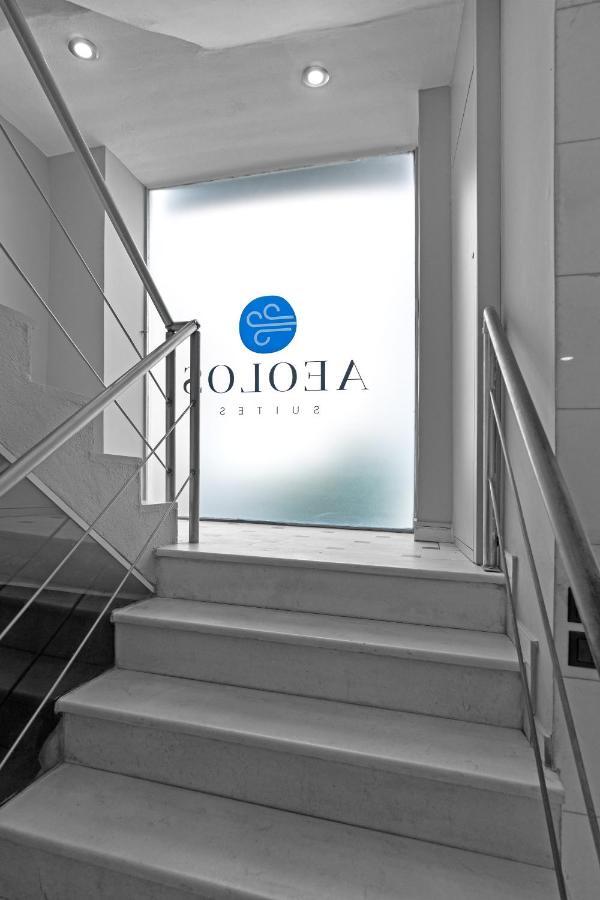 Aeolos Luxury Suites Atenas Exterior foto