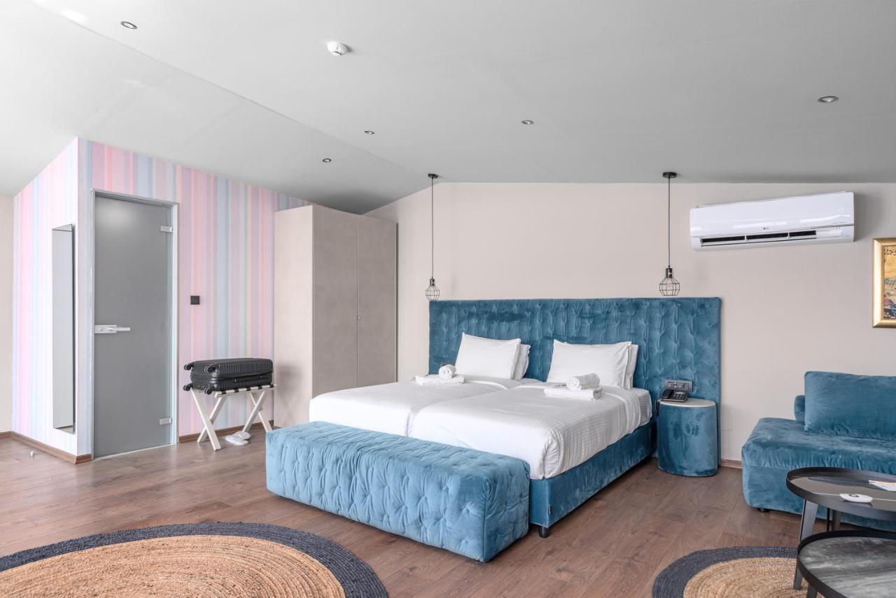 Aeolos Luxury Suites Atenas Exterior foto